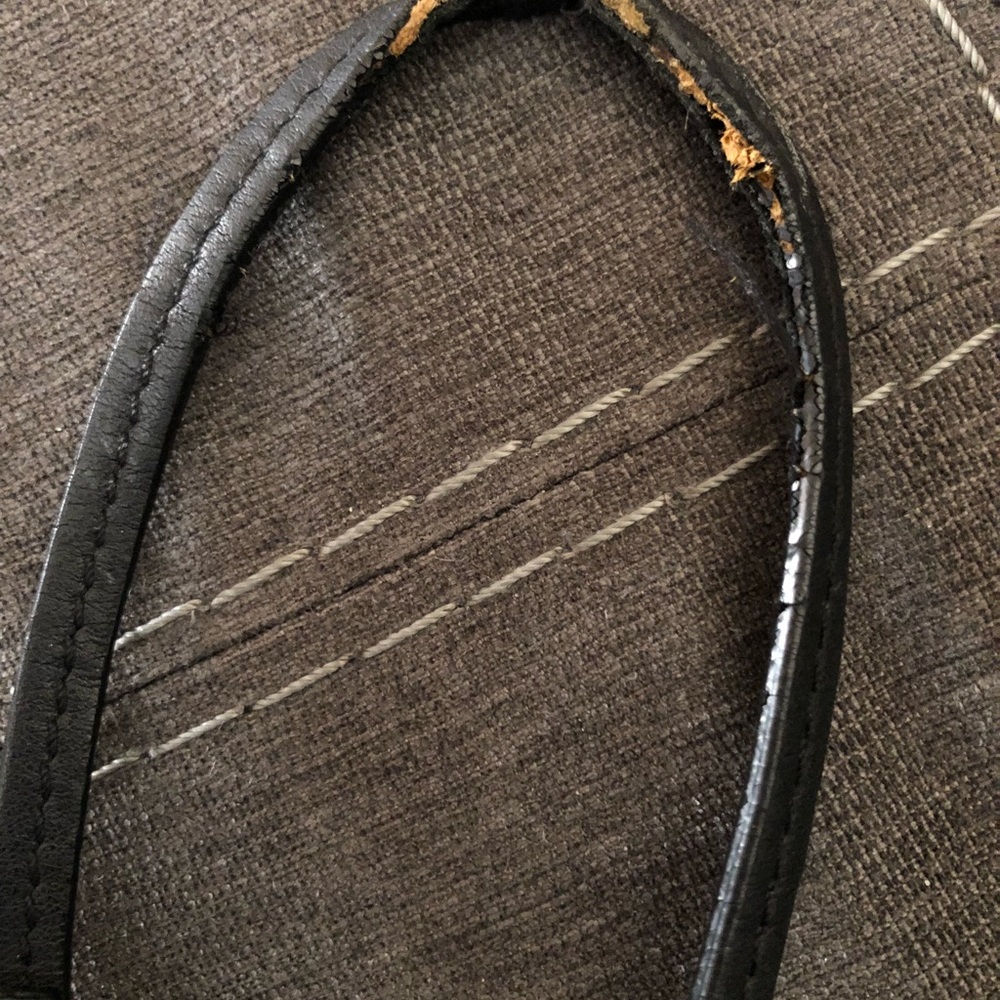 Coach wristlet - Picture 4 of 4